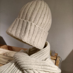 Ensemble Bonnet et Echarpe